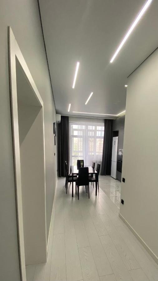 Heaven Apartment Mountain View Almaty Esterno foto