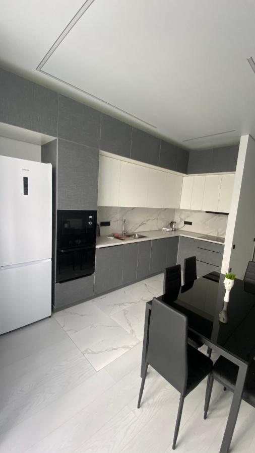 Heaven Apartment Mountain View Almaty Esterno foto