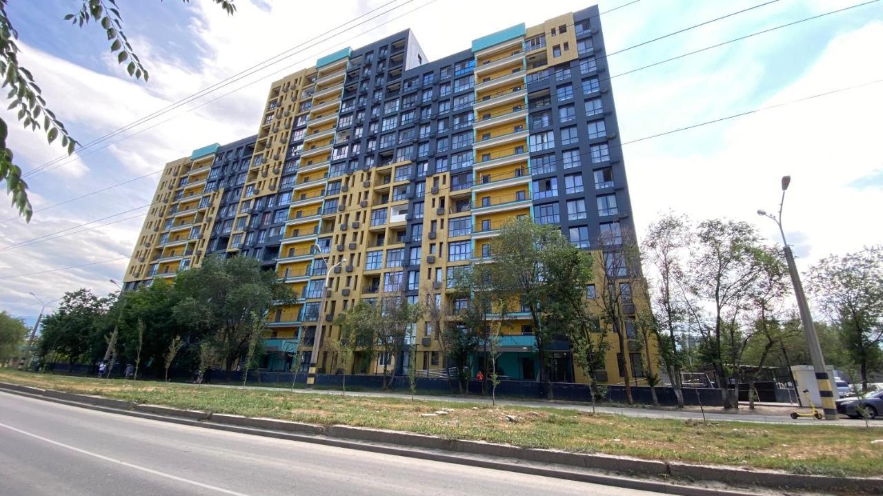 Heaven Apartment Mountain View Almaty Esterno foto