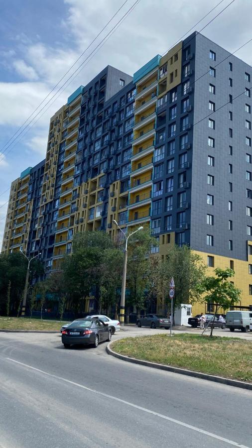 Heaven Apartment Mountain View Almaty Esterno foto